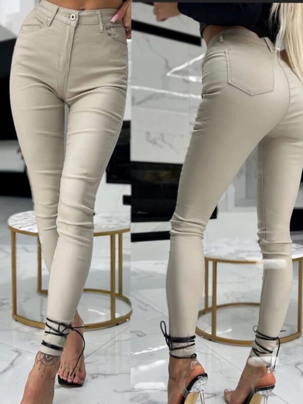 Mattnahksed püksid naistele - cream