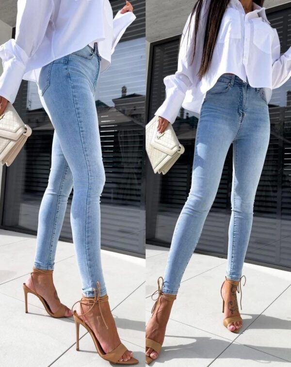 Helesinised teksapüksid