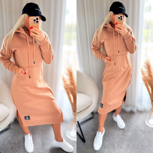 Pruun kapuutsiga naiste pusakleit