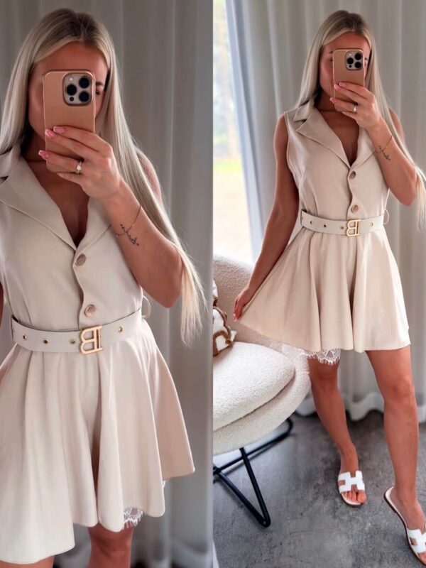 Elegantne jumpsuit-kleit vööga